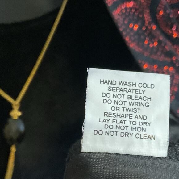 Elementz 3-in-1 Velvet Red Sparkling Paisley Black Top Attached Necklace Size L - Picture 10 of 10